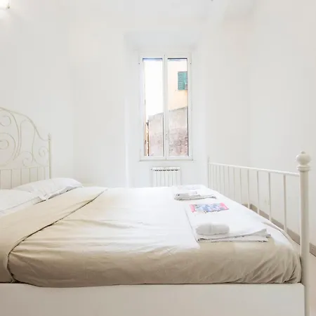 Apartmán Garibaldi 3 Minutes, Free Wifi & Netflix By Tilo *