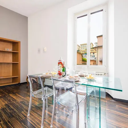 Garibaldi 3 Minutes, Free Wifi & Netflix By Tilo Apartment Genoa